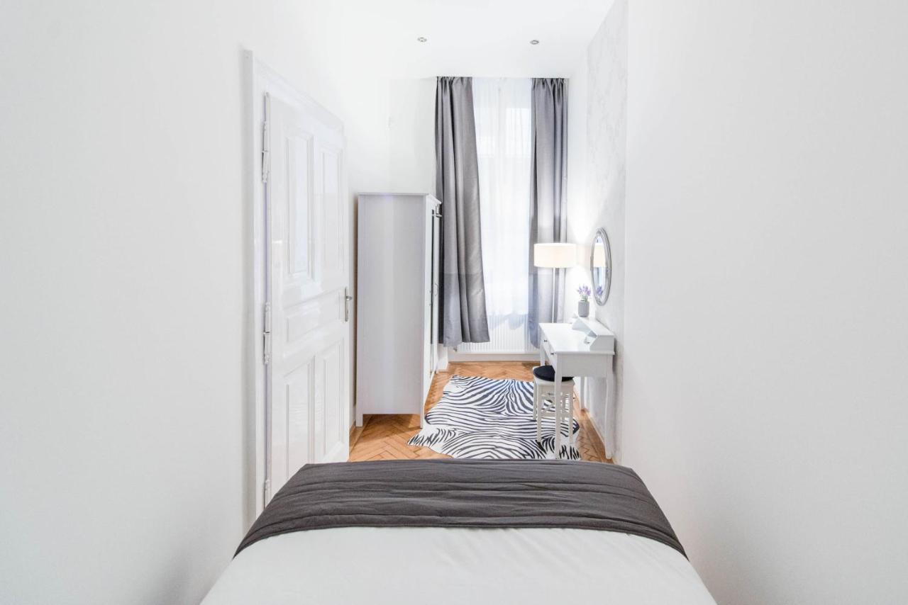 Dominik Apartment Budapest Luaran gambar
