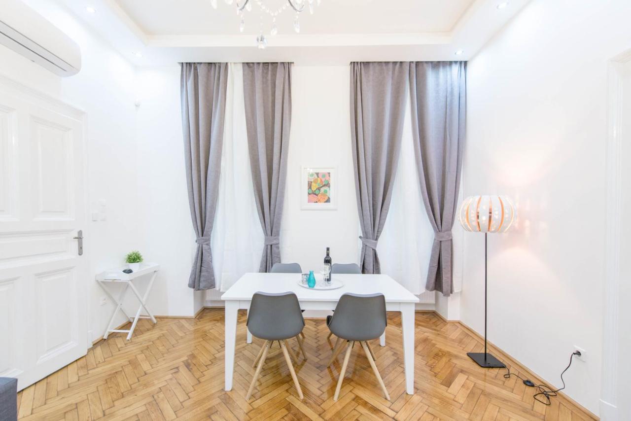 Dominik Apartment Budapest Luaran gambar